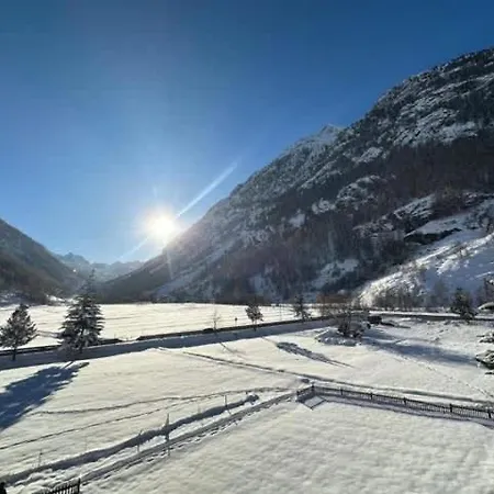 Alpine Retreat 4 Person Near Zermatt With Parking! * Täsch