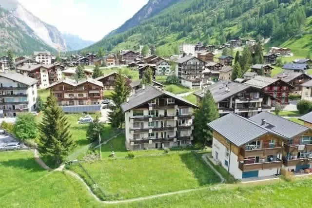 Apartment Alpine Retreat 4 Person Near Zermatt With Parking!