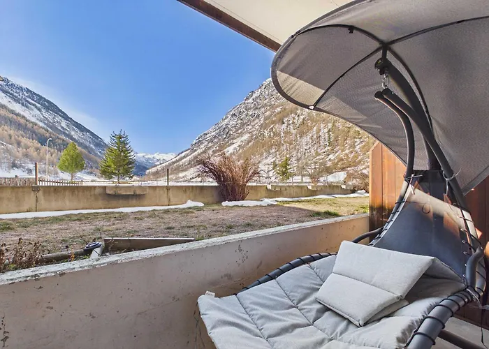 Apartman Alpine Retreat 4 Person Near Zermatt With Parking! Täsch